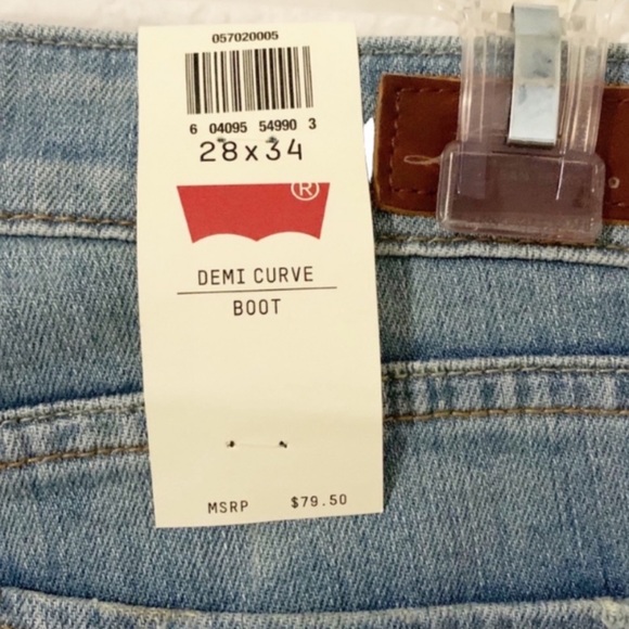 NWT Levi’s Size 28 x 34 Demi Curve Boot Cut Jeans - Picture 6 of 6